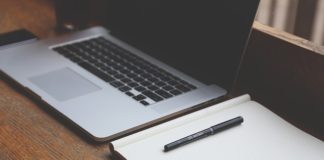 Czy studia są konieczne do odniesienia sukcesu zawodowego?