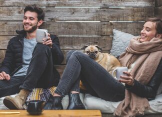 Przy jakim uderzeniu otwierają się poduszki? Przy jakim uderzeniu otwierają się poduszki?