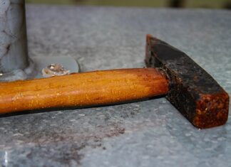 Z czego trzonek do Młotka?