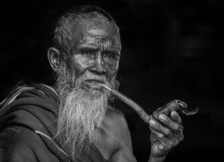 Czy fajka wodna się zaciąga?